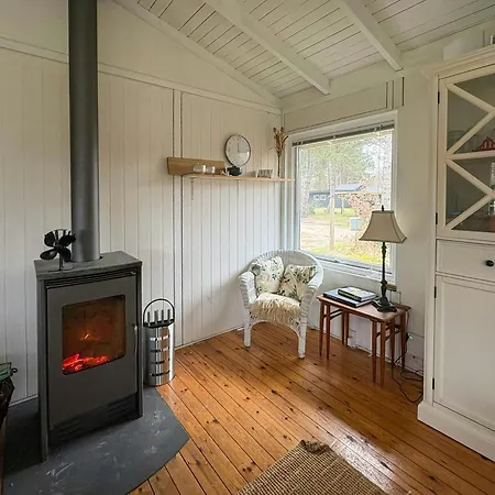 Cozy Summer House At Odden *